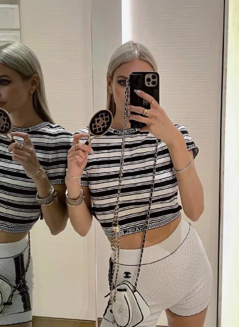 Chanel 2023 ss black and white striped backless top fr36