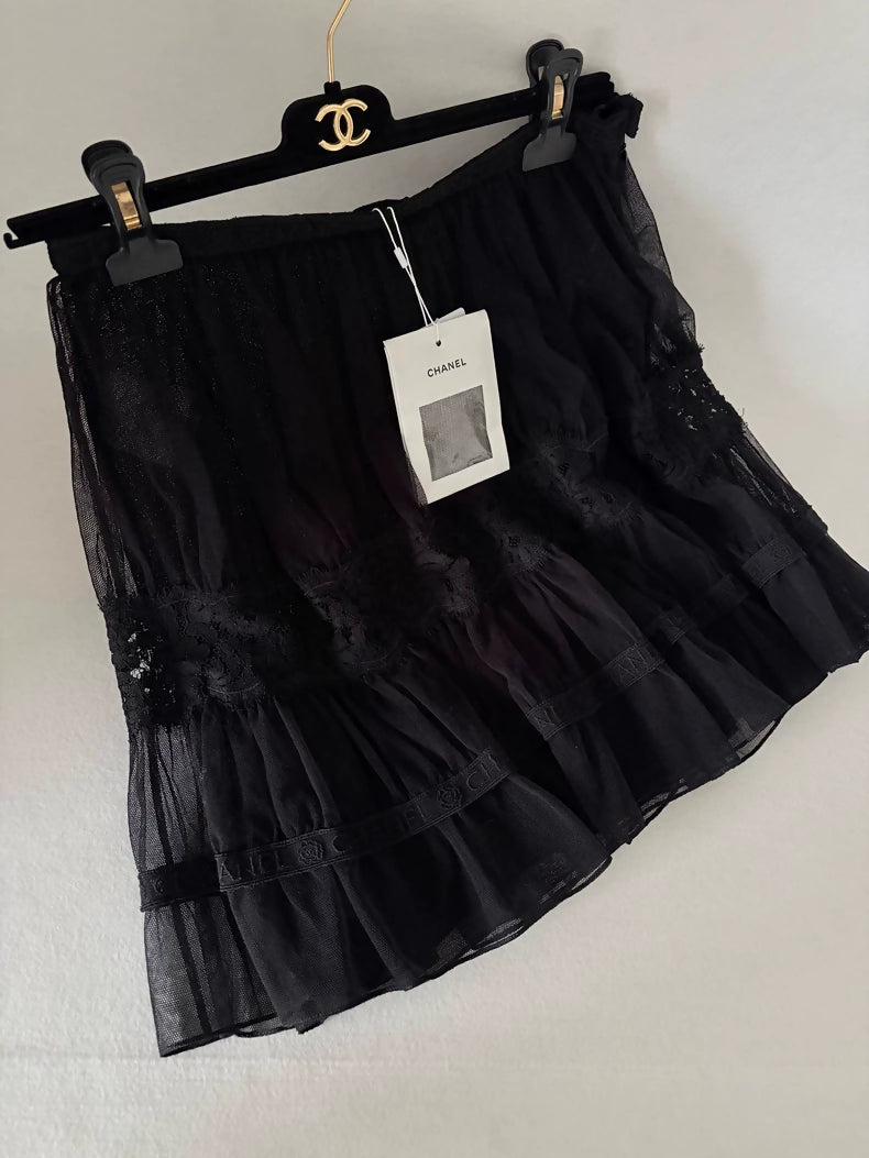 Chanel 25b black lace skirt