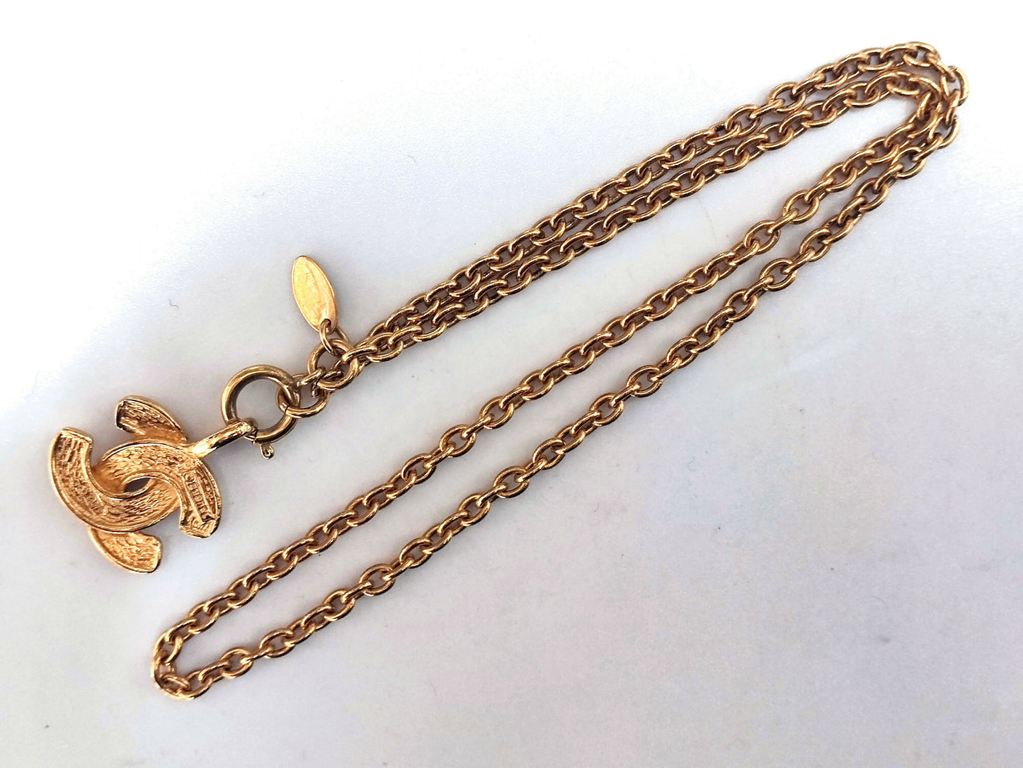 Chanel Vintage 81-85 Gold Plated Quilted Coco Mark Necklace