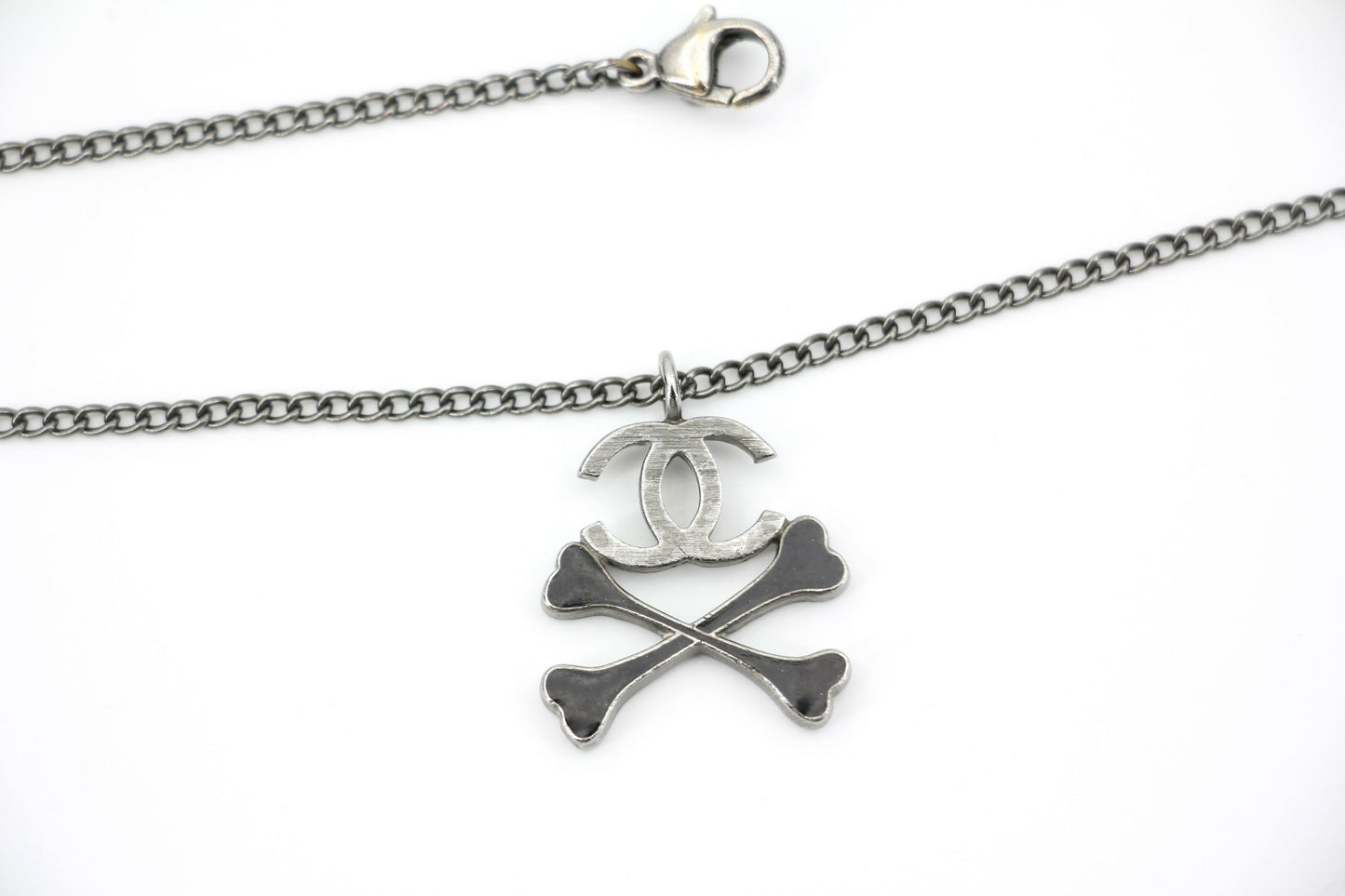 Chanel Vintage 03A Enamel Black Skull Grey CC Necklace