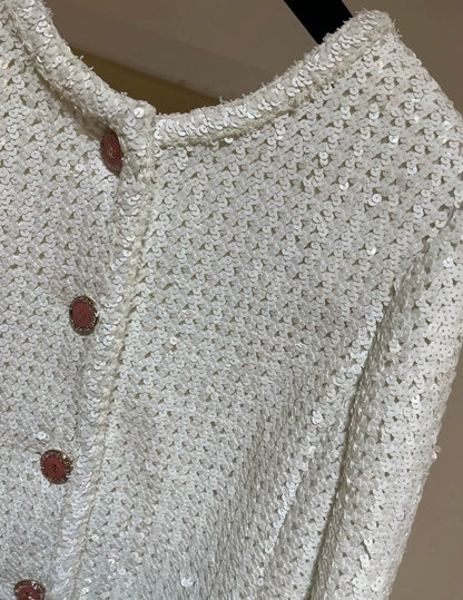 Chanel 22S white sequined V-neck backless jacket