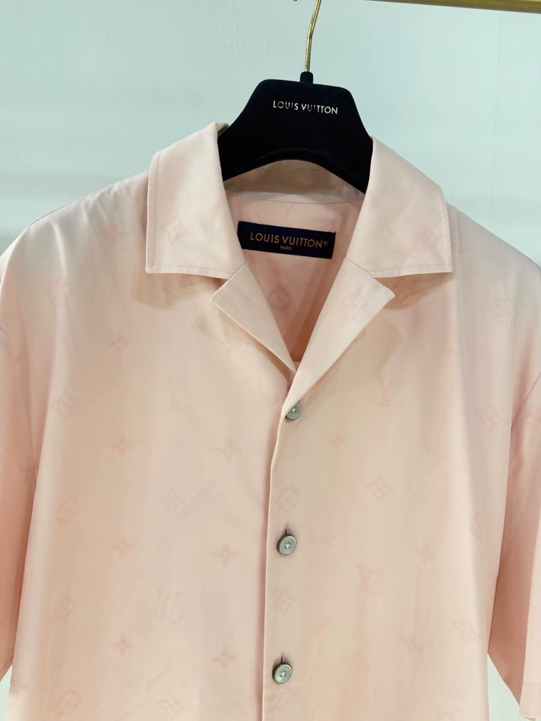 Louis Vuitton 26 MONOGRAM Pink Embossed Logo Short-Sleeve Shirt