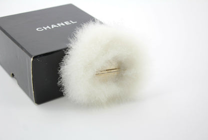 Chanel Vintage 04A Rabbit Fur White Round Bow Brooch