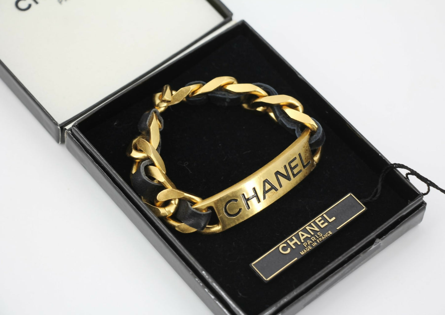 Chanel Vintage 95P Gold-plated Leather Bracelet