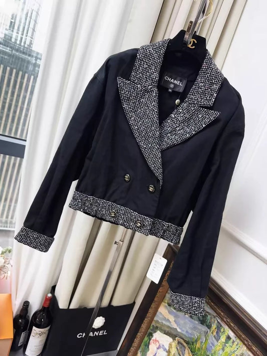 Chanel 23P black and grey tweed sequined short jacket