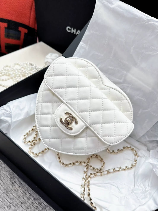 Chanel 22s large white heart bag