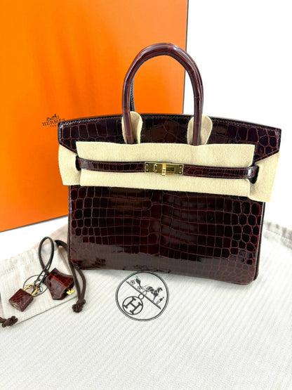 Hermes Birkin 25 Bordeaux Crocodile Leather Handbag with Gold hardware