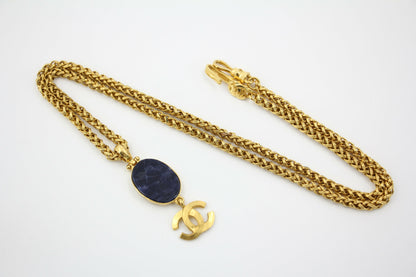 Chanel Vintage 95A Lapis Lazuli Marble Blue Oval Pendant Gold Plated Necklace