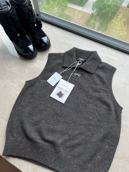 Chanel 25N dark brown top