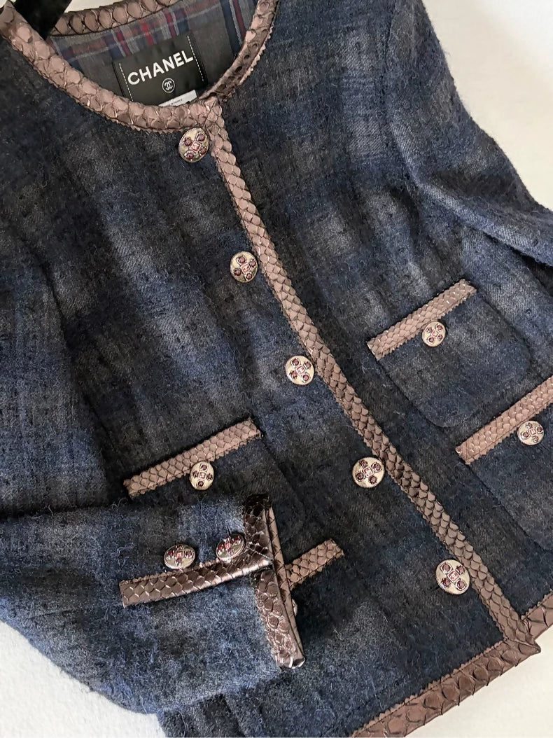 Chanel 13A black brown tweed Jacket
