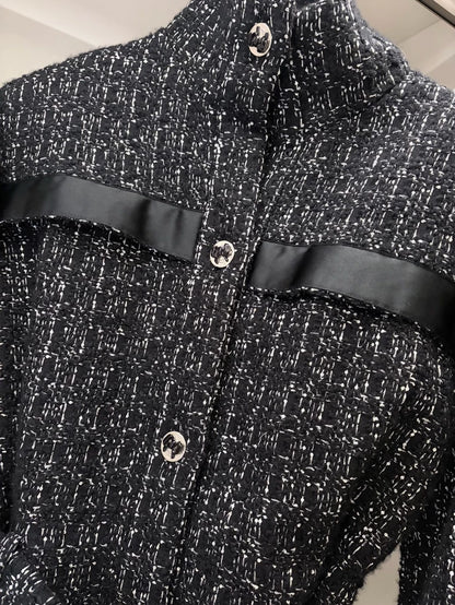 Chanel 25k black tweed jacket