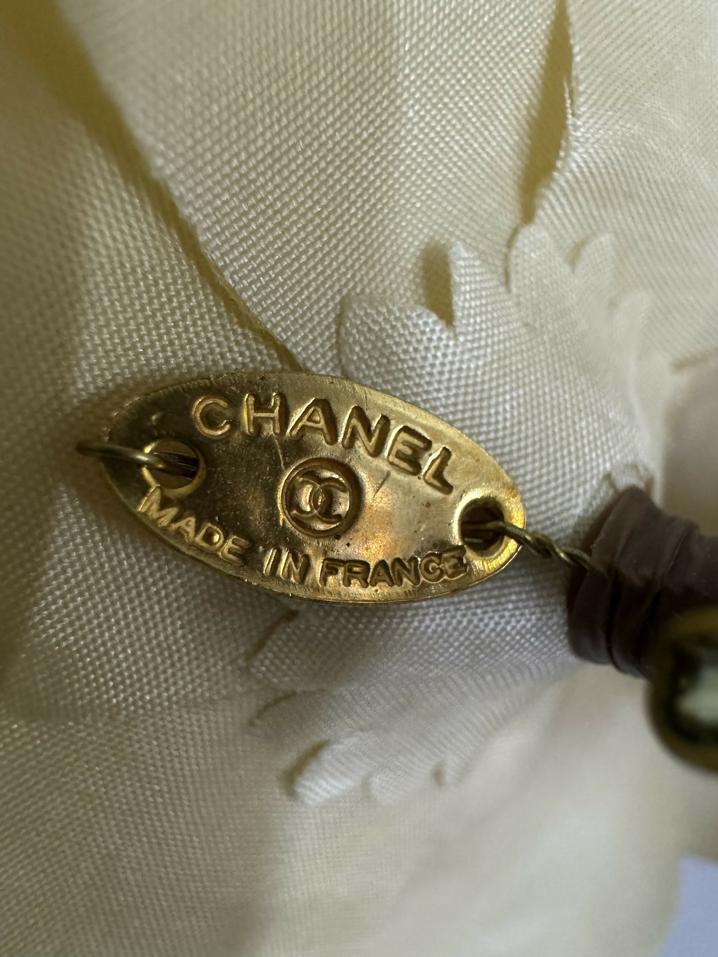 Chanel Vintage 81-85 Fabric Beige Camellia Brooch