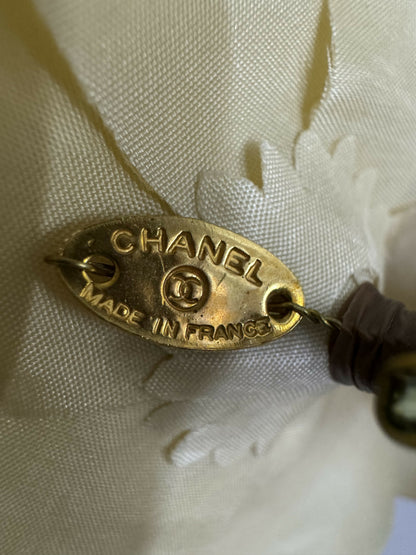 Chanel Vintage 81-85 Fabric Beige Camellia Brooch