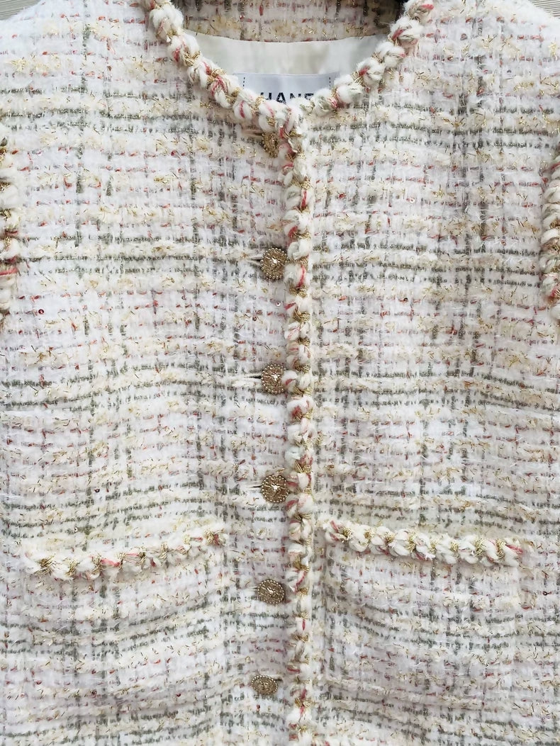 Chanel 25A écru tweed gold thread vest