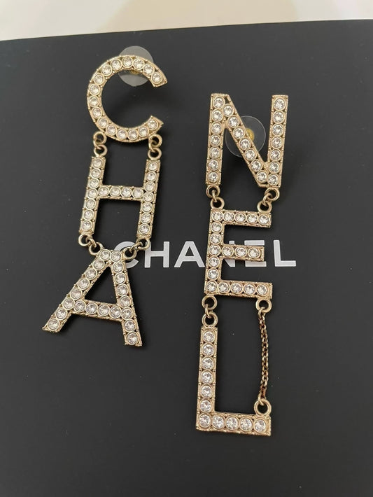 Chanel 19S rhinestone letter earrings