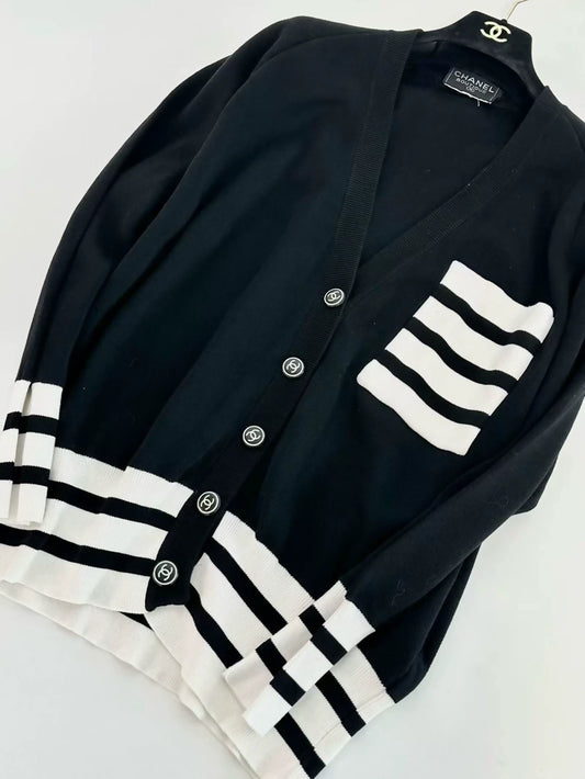 Vintage Chanel 97C black and white  cardigan 44FR