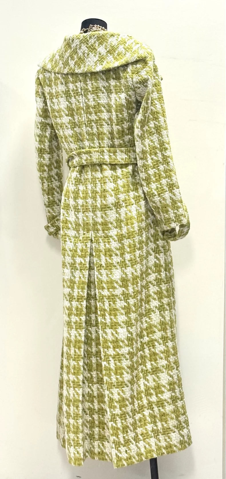 Chanel 22B green houndstooth coat