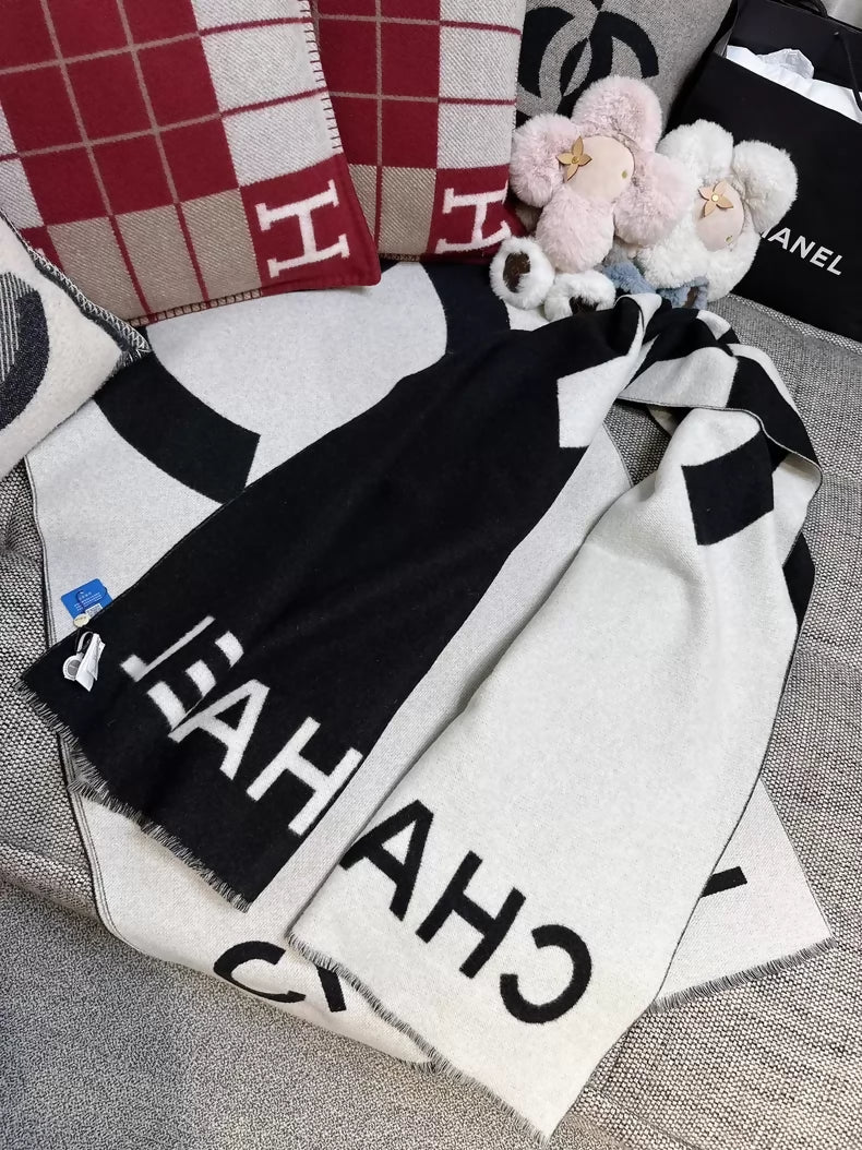 Chanel 21k  Cashmere Black and White  Large Logo Double C Blanket Shawl