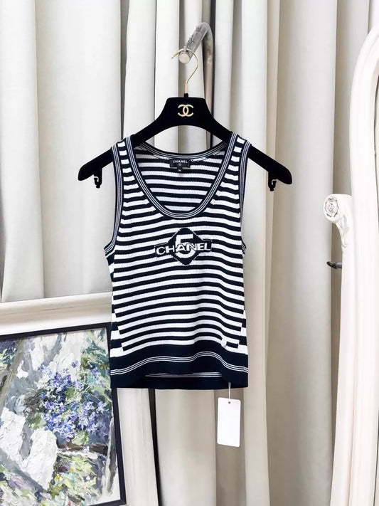 Chanel 23C black and white striped top