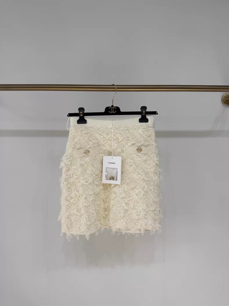 Chanel 21S ecru tweed skirt