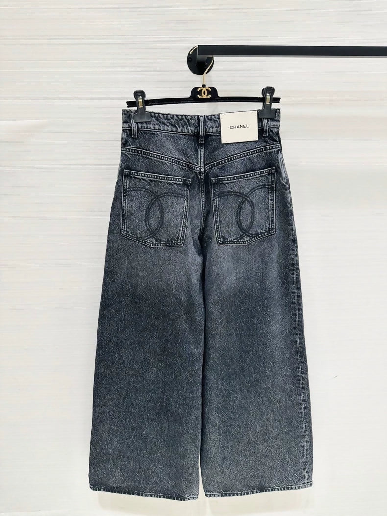 Chanel 26a popular black wide-leg jeans, F34/F36,