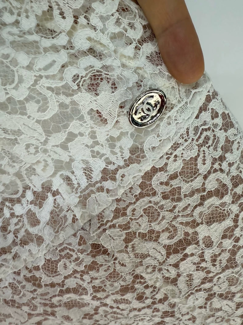 Chanel 23A dress in white lace "Clair de lune"
