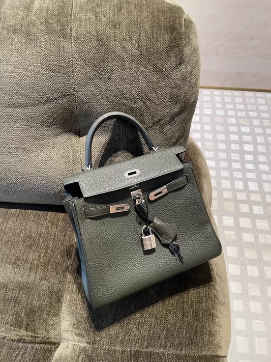 Hermes Kelly 25 C6 Vert de Gris Togo leather palladium hardware