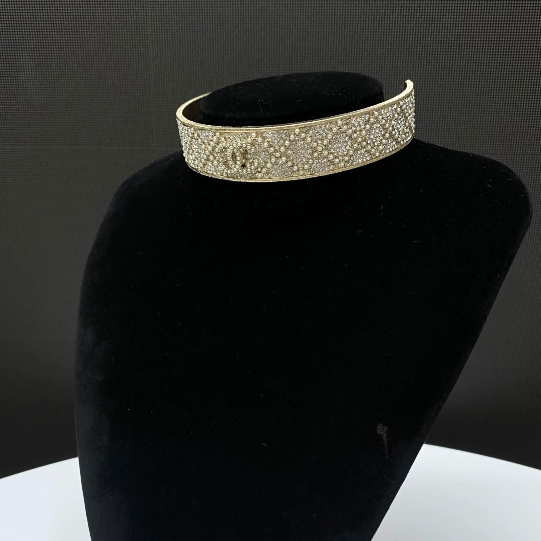 Chanel 21K heavy pearl rhinestone wide choker necklace