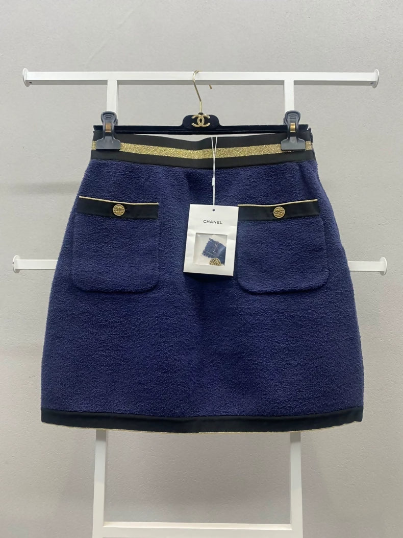 Chanel 19C dark blue skirt