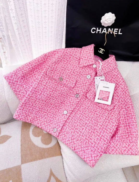 CHANEL Chanel 23P Pink Short Jacket - 40 Jacket - Used fashion item from Wararni