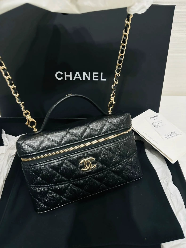 Chanel 25C vanity case bag in grained calfskin leather
