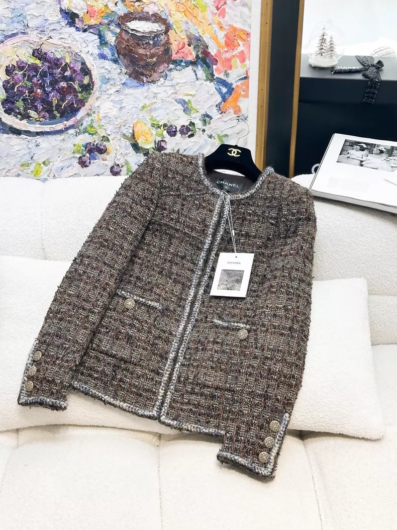 Chanel 17k green mixed-color tweed jacket