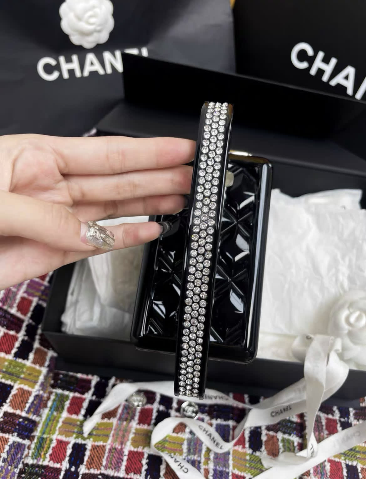 Chanel black limited edition full diamond audio bag portable chain bag