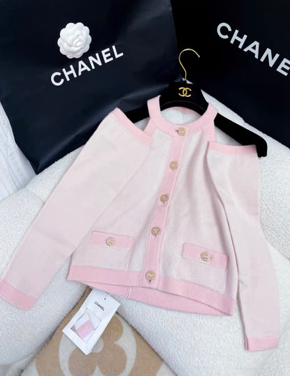 CHANEL Chanel 23S popular pink knitted top with sleeves - 36 Top - Vintage fashion from Wararni