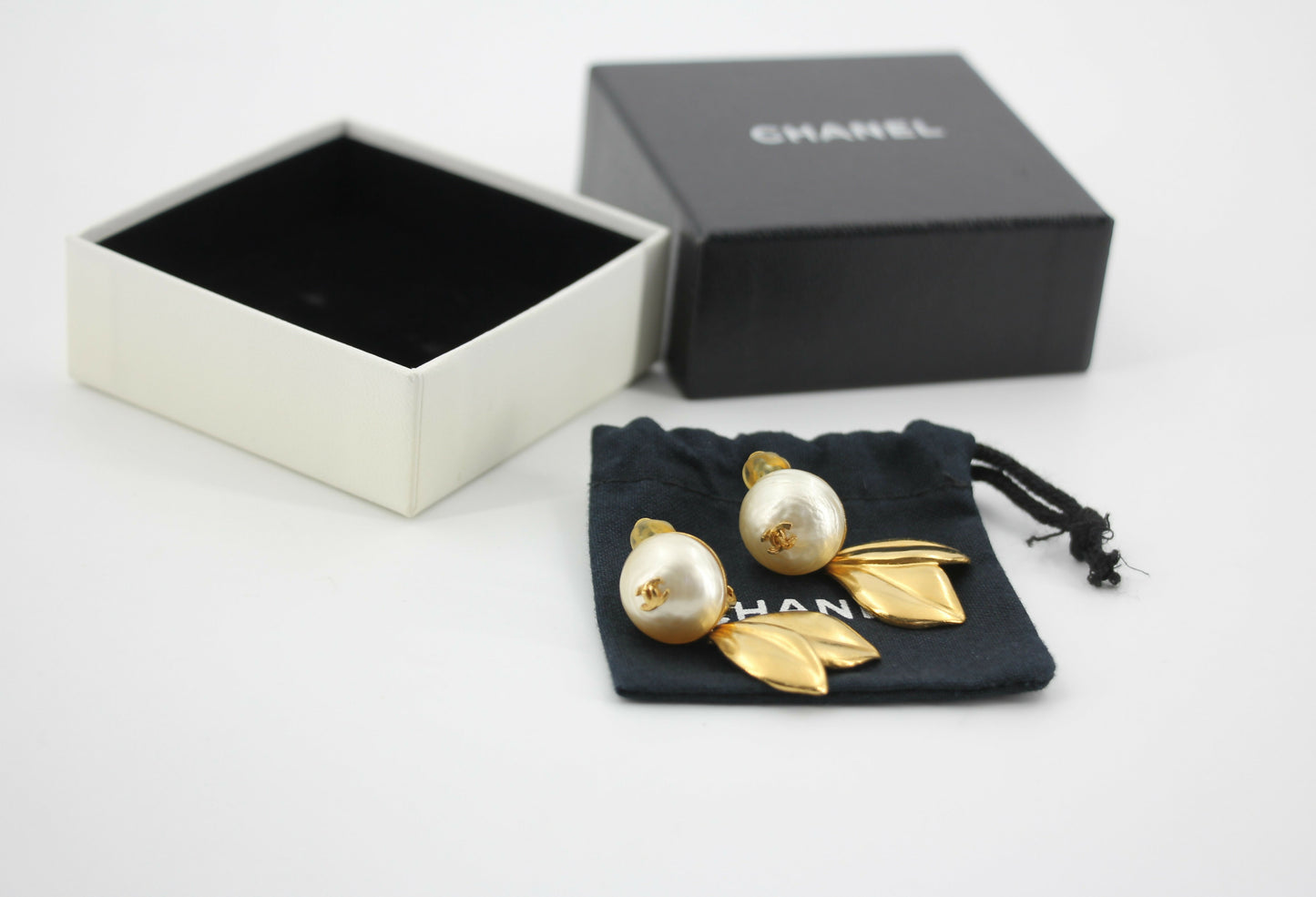 Chanel Vintage 99P Imitation Pearl Gold Leaf-Shaped Pendant Earrings