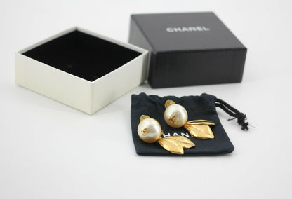 Chanel Vintage 99P Imitation Pearl Gold Leaf-Shaped Pendant Earrings