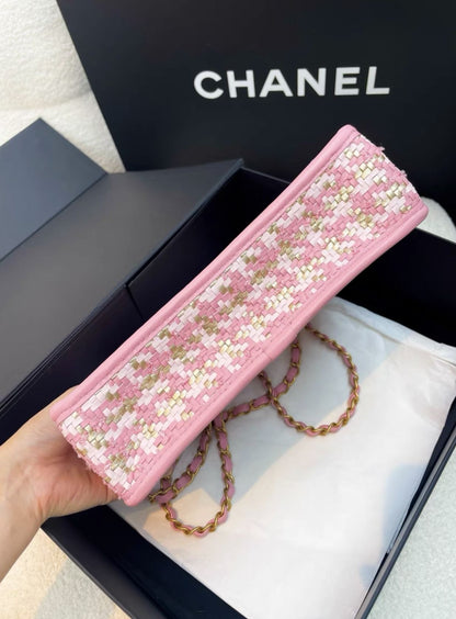 Chanel 23 pink bag