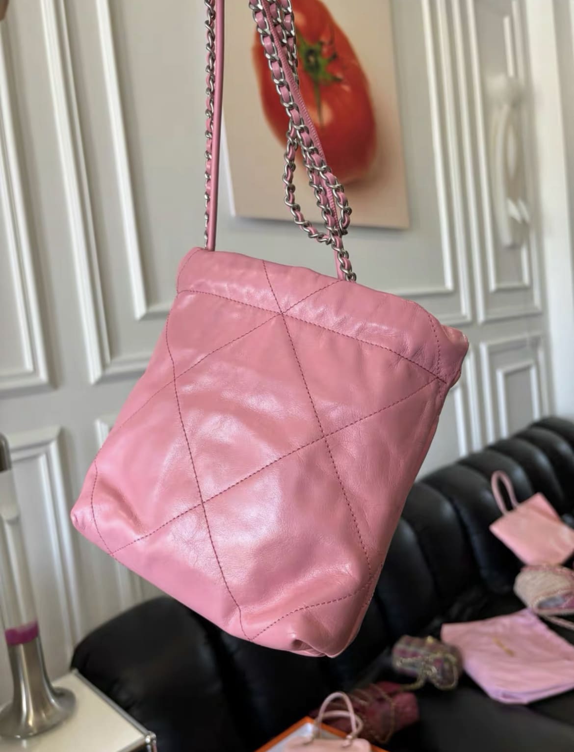 PINK様　CHANEL22ミニ 2024-2025AW アンティークシルバー CHANEL - PINK様 CHANEL22ミニ 2024-2025AW アンティークシルバーの