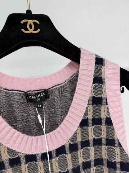 Chanel 21B Pink Cashmere Top