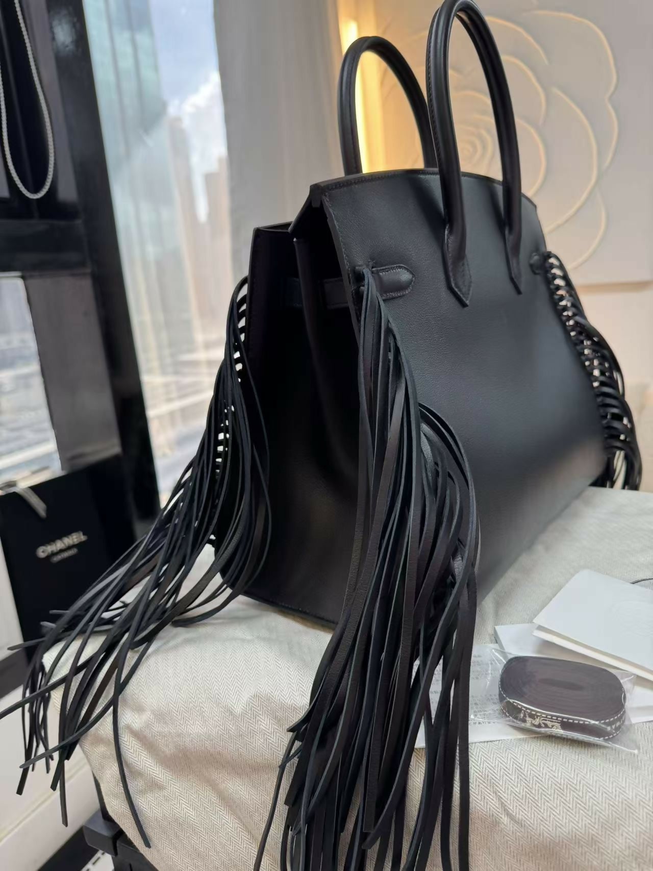 Hermès Birkin 35 Black Evergrain Leather Handbag with Silver Hardware and Fringe Stamp W