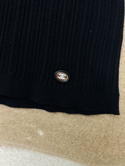 Chanel 21S black pleated CC knit t-shirt