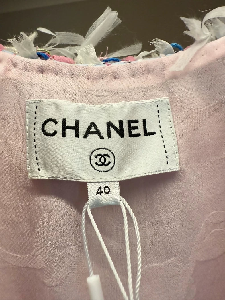Chanel 25s pink tweed vest