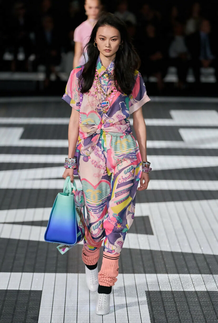 Chanel 24C Runway MultiColor Graffiti Silk Harem Pants FR 34