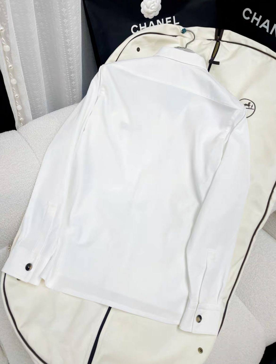 Hermes 23SS white jacket with Pegasus embroidery