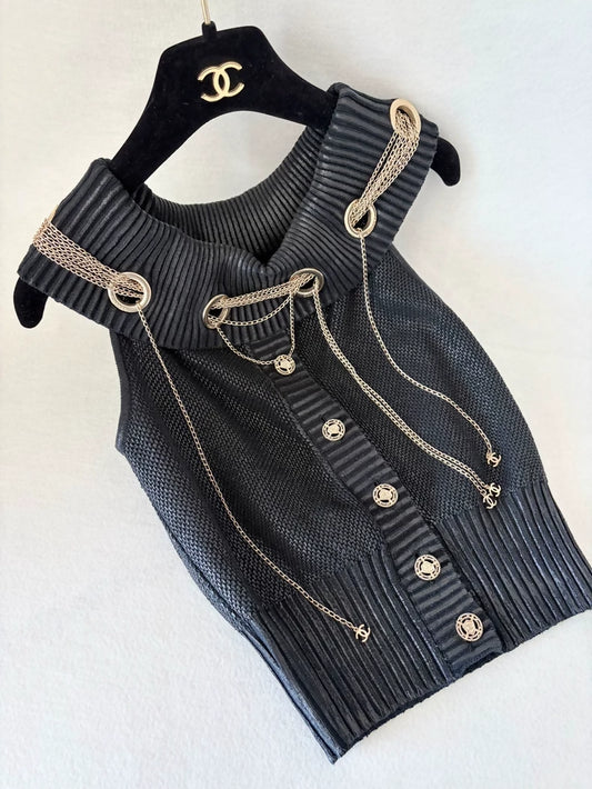 Chanel 08P  Metal Chain Off-Shoulder cardigan