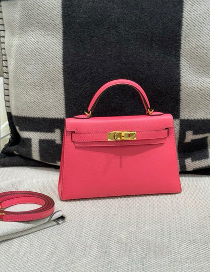 Hermès Hermes mini Kelly pink Epsom leather gold hardware stamp Y - Mini kelly Crossbody Bag - Secondhand luxury from Wararni