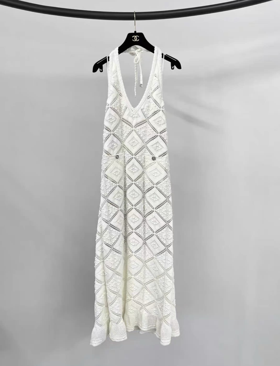 CHANEL Chanel 23C Runway MONTE CARLO WHITE CROCHET KNIT MACRAME DRESS  38FR - 38 Dress - Secondhand luxury from Wararni