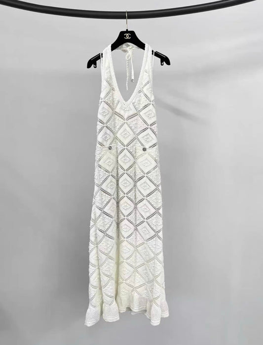 CHANEL Chanel 23C Runway MONTE CARLO WHITE CROCHET KNIT MACRAME DRESS  38FR - 38 Dress - Secondhand luxury from Wararni