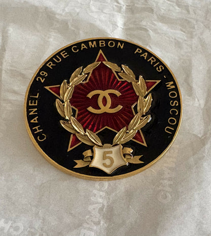 Chanel 2009 Runway Circular Pin Brooch Gold Red Black