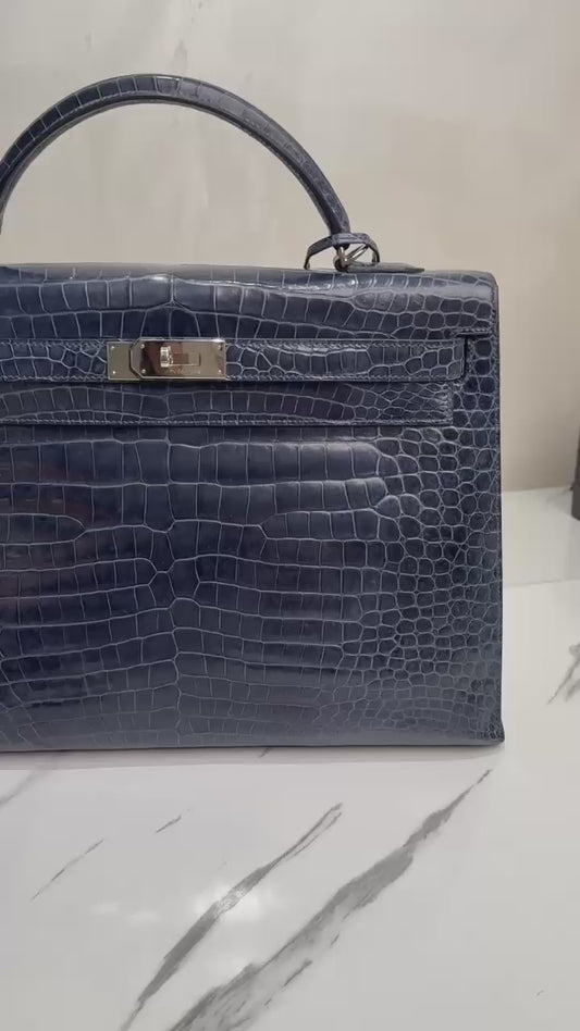 Hermès Kelly 40 Dark Blue Crocodile Leather Palladium Hardware